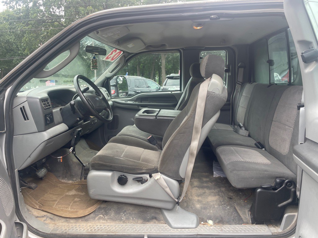 2003 Ford F-250 Image 10
