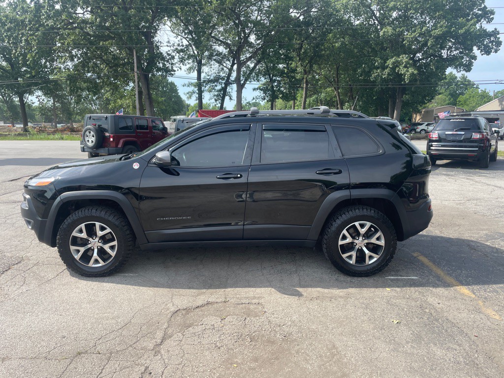 2017 Jeep Cherokee Image 8