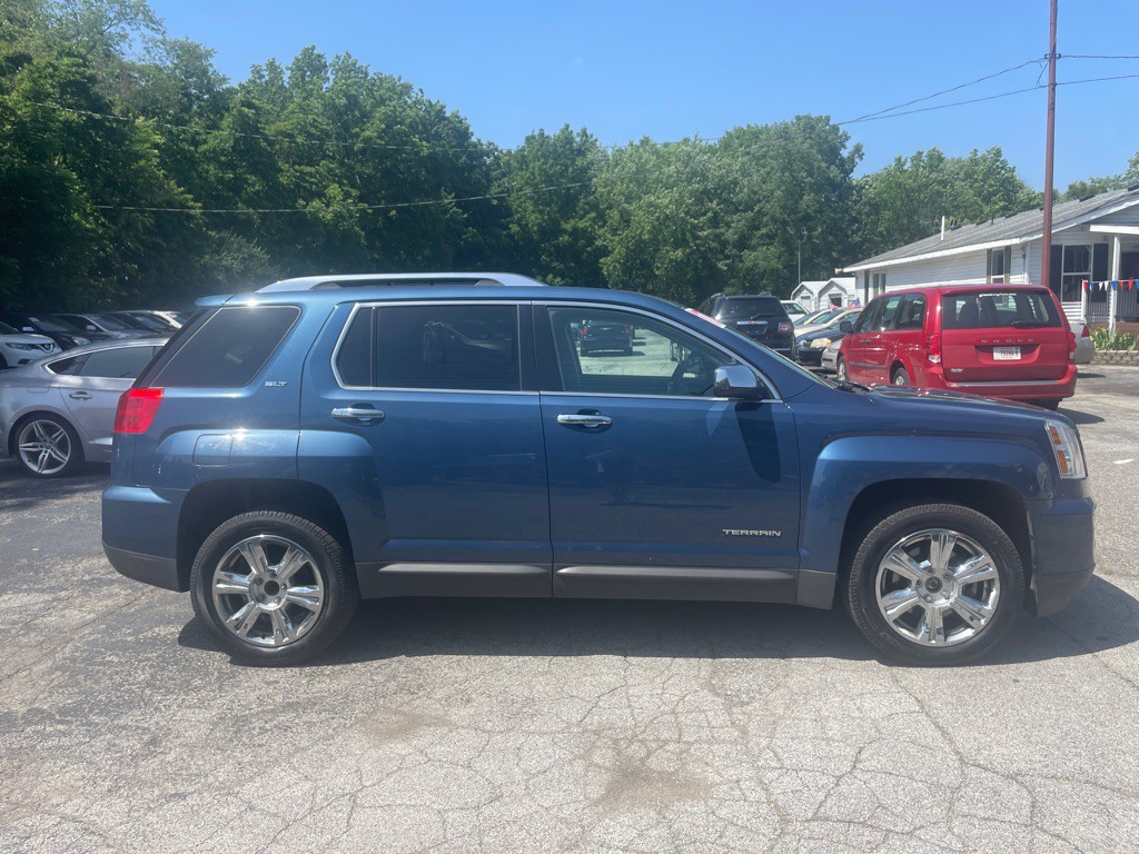 2017 GMC Terrain Image 4