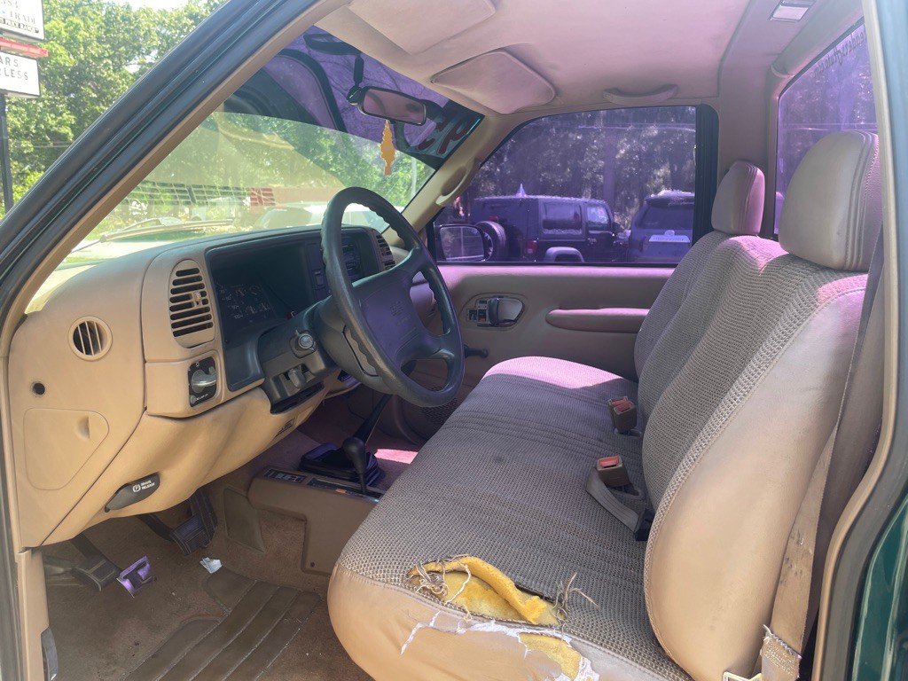 1995 Chevrolet C/K Image 9