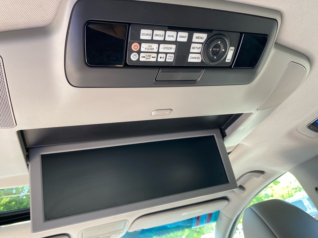 2011 Honda Odyssey Image 11
