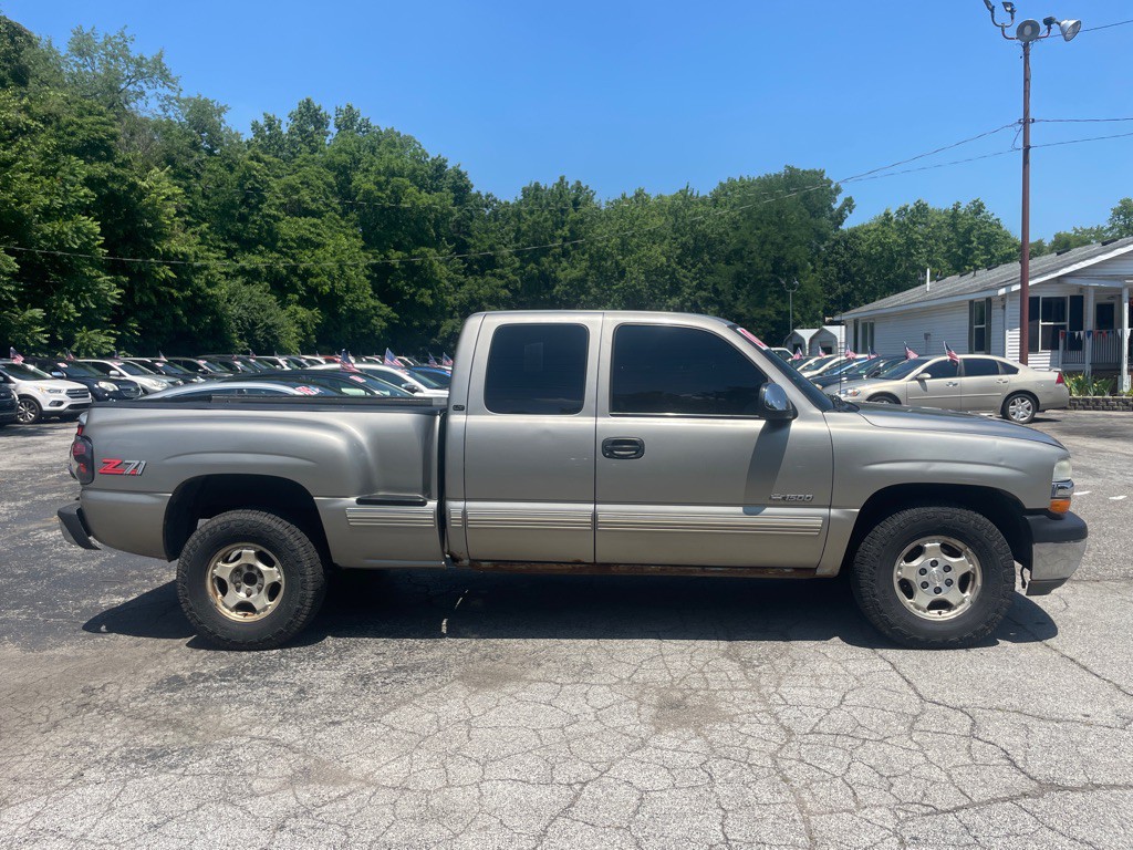 2000 Chevrolet Silverado 1500 Image 4