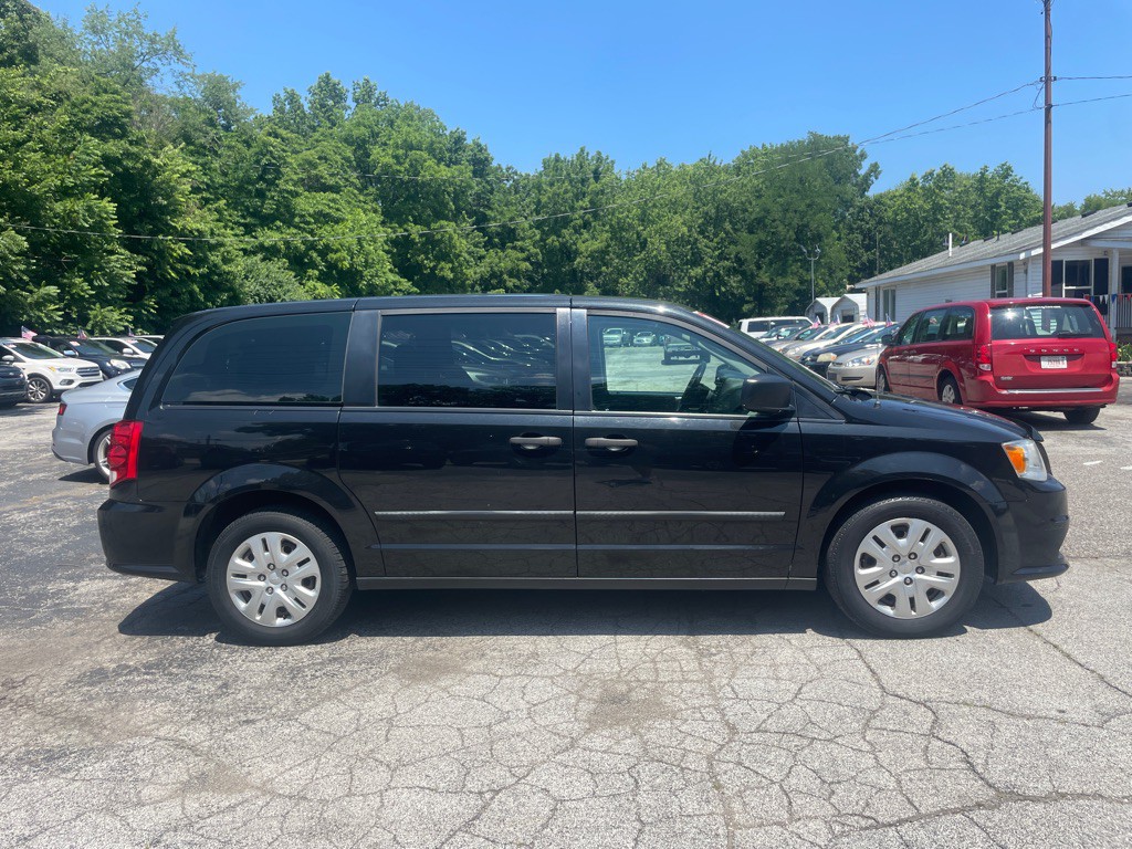 2017 Dodge Grand Caravan Image 4
