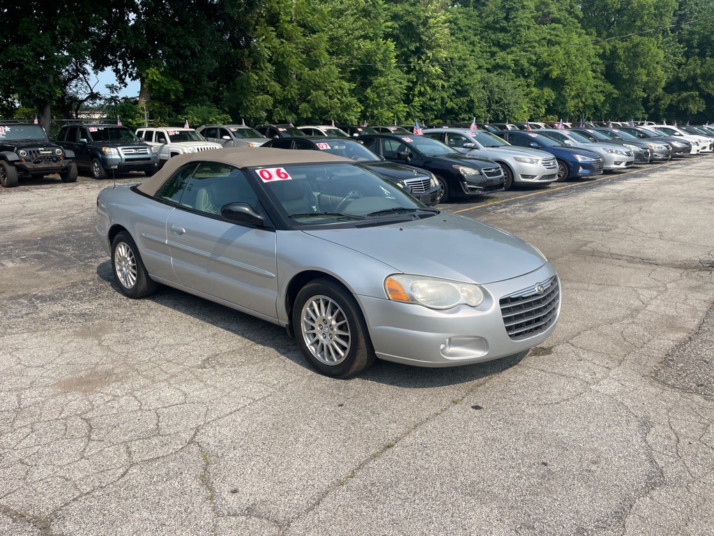 2006 Chrysler Sebring Image 3
