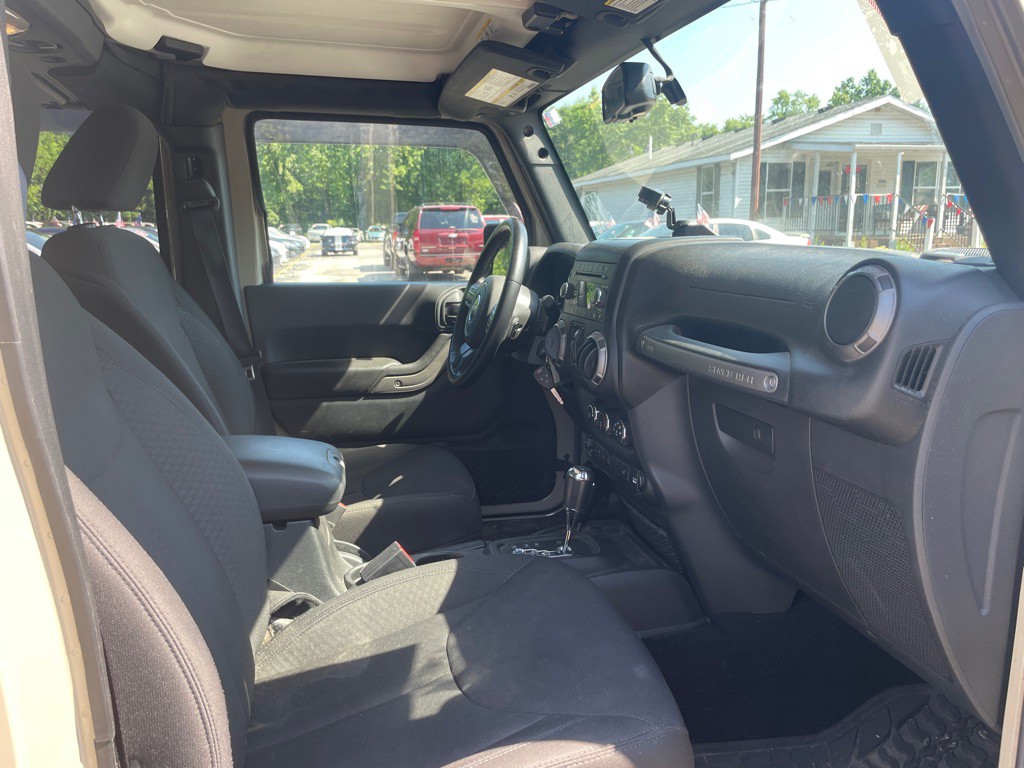2017 Jeep Wrangler Unlimited Image 12