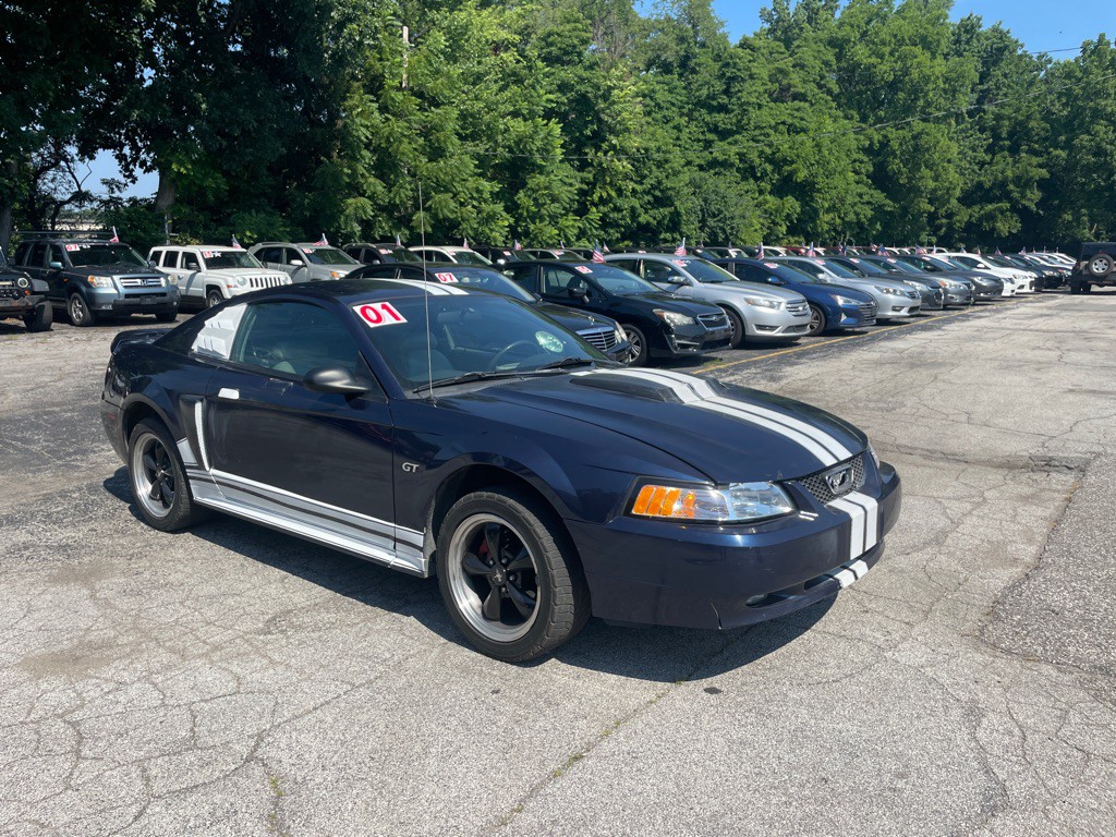 2001 Ford Mustang Image 3