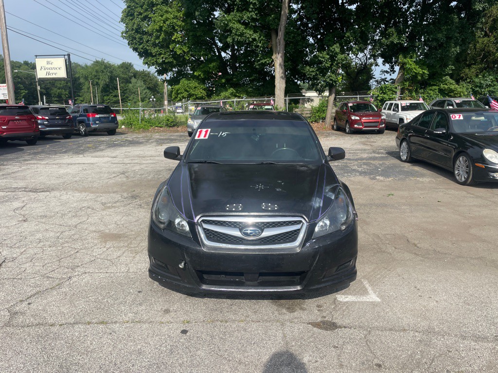 2011 Subaru Legacy Image 2