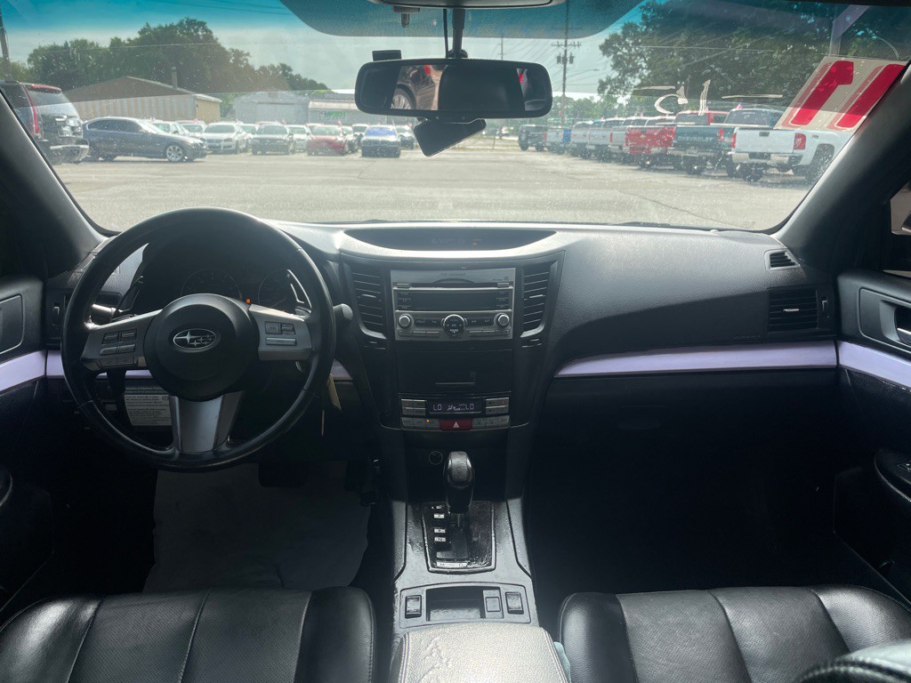 2011 Subaru Legacy Image 11