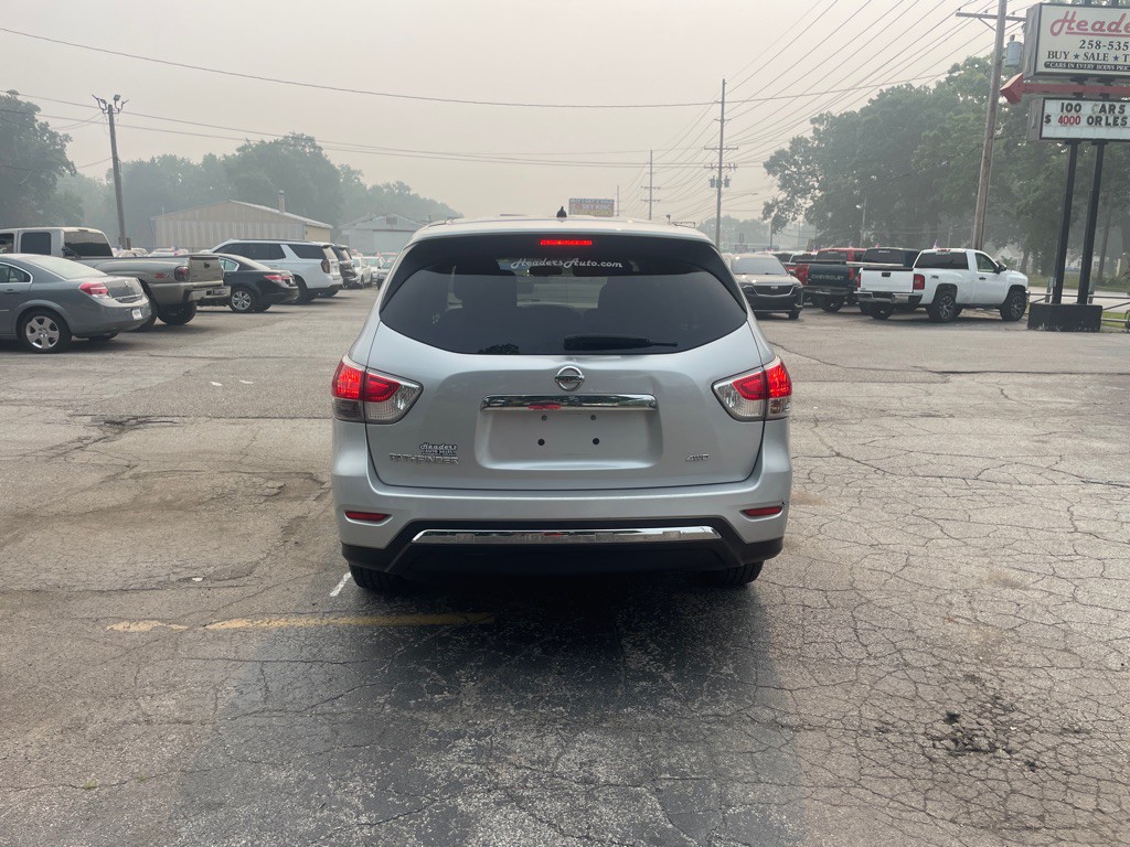 2013 Nissan Pathfinder Image 6
