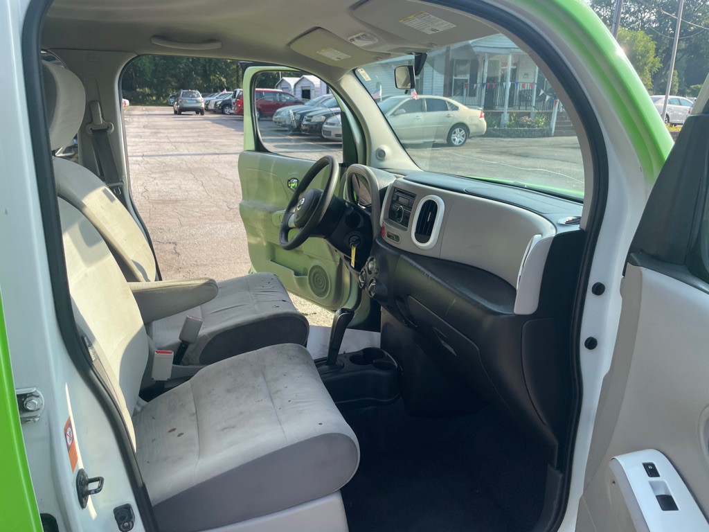 2009 Nissan Cube Image 12