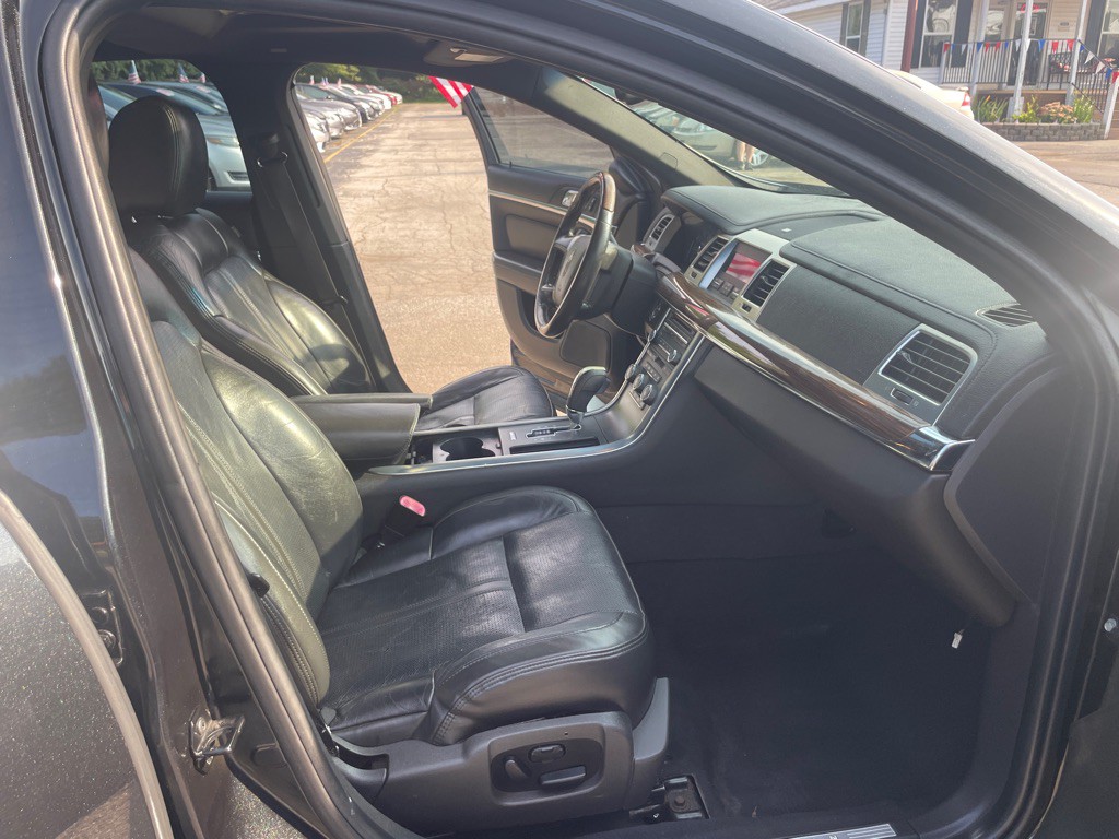 2009 Lincoln MKS Image 12