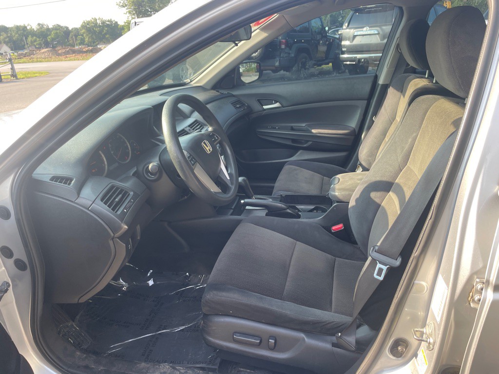 2009 Honda Accord Image 9