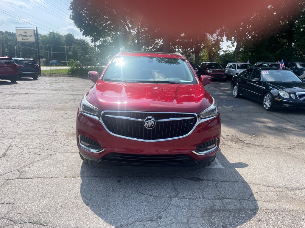 2018 Buick Enclave Image 2