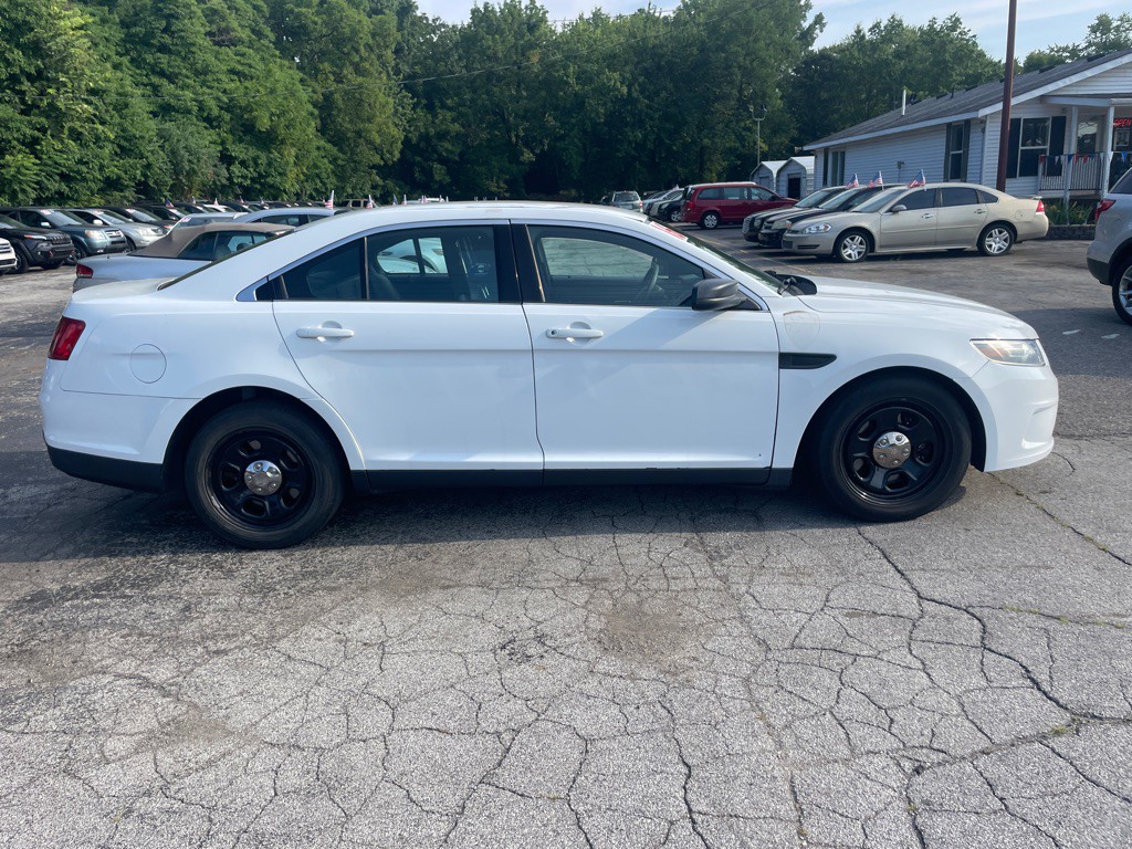 2016 Ford Taurus Image 4