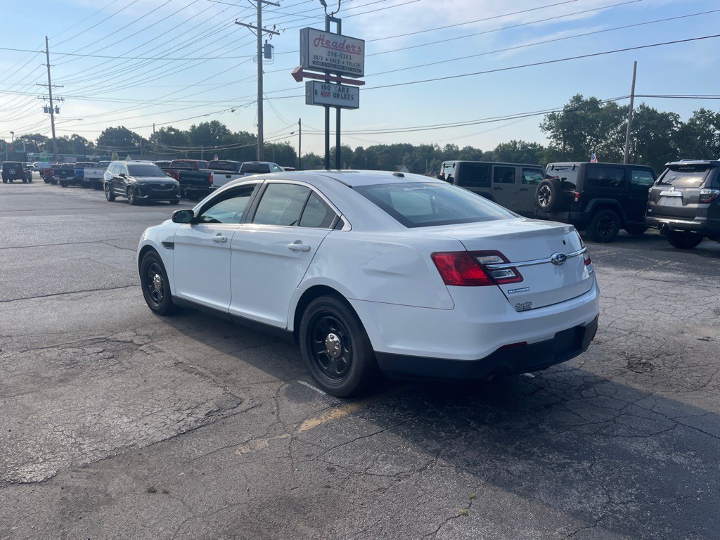 2016 Ford Taurus Image 7