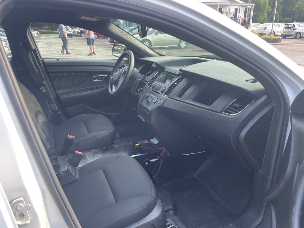 2016 Ford Taurus Image 11