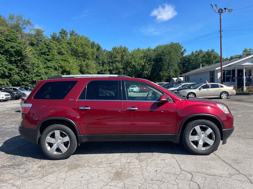 2011 GMC Acadia Image 4