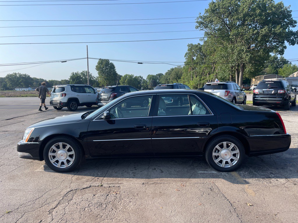 2009 Cadillac DTS Image 7