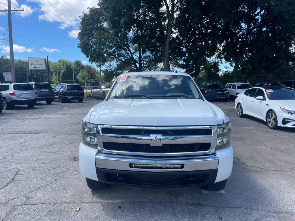 2010 Chevrolet Silverado 1500 Image 2