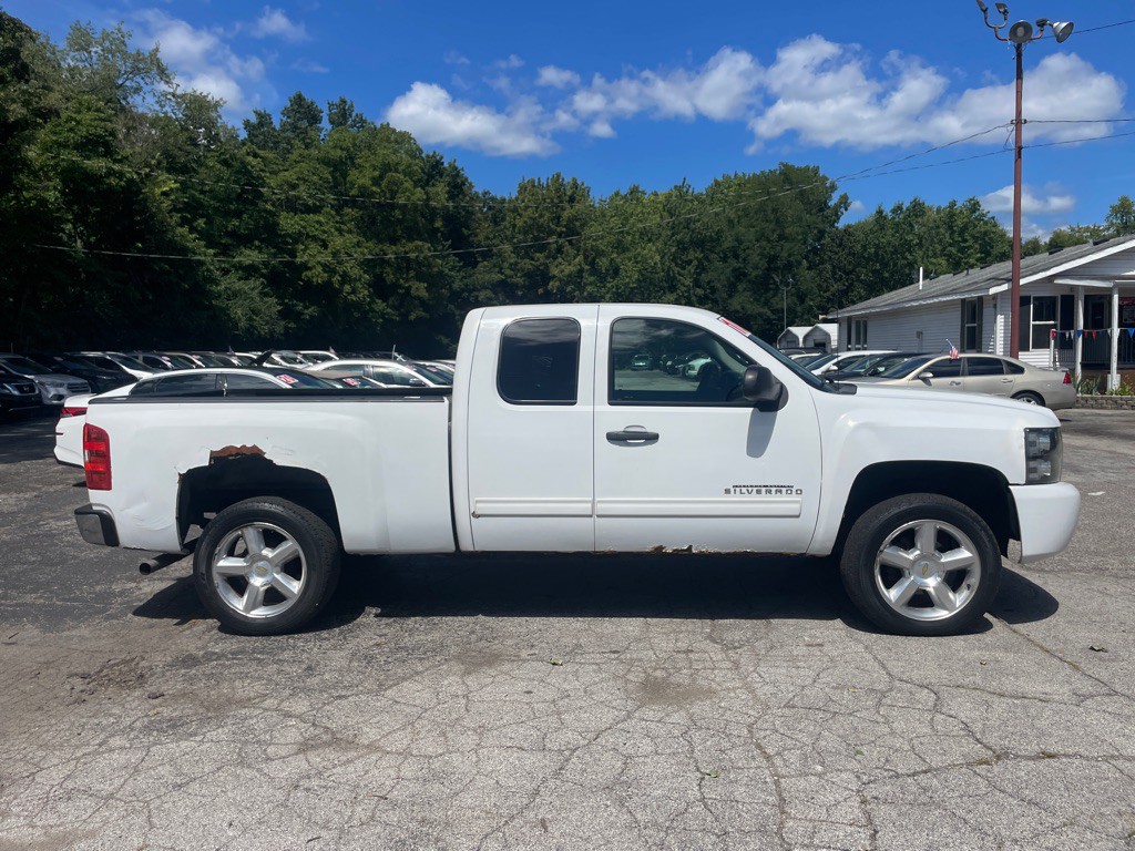 2010 Chevrolet Silverado 1500 Image 4