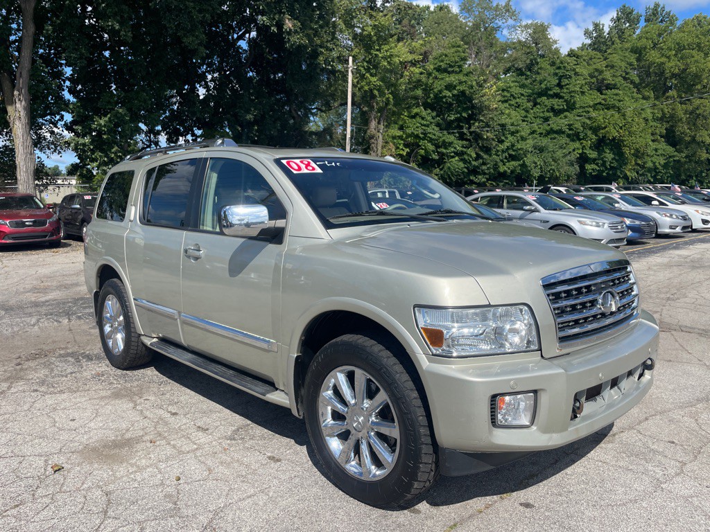 2008 INFINITI QX56 Image 3