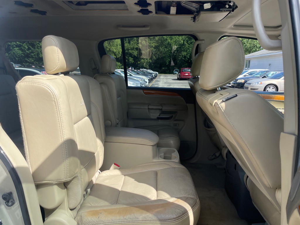 2008 INFINITI QX56 Image 13
