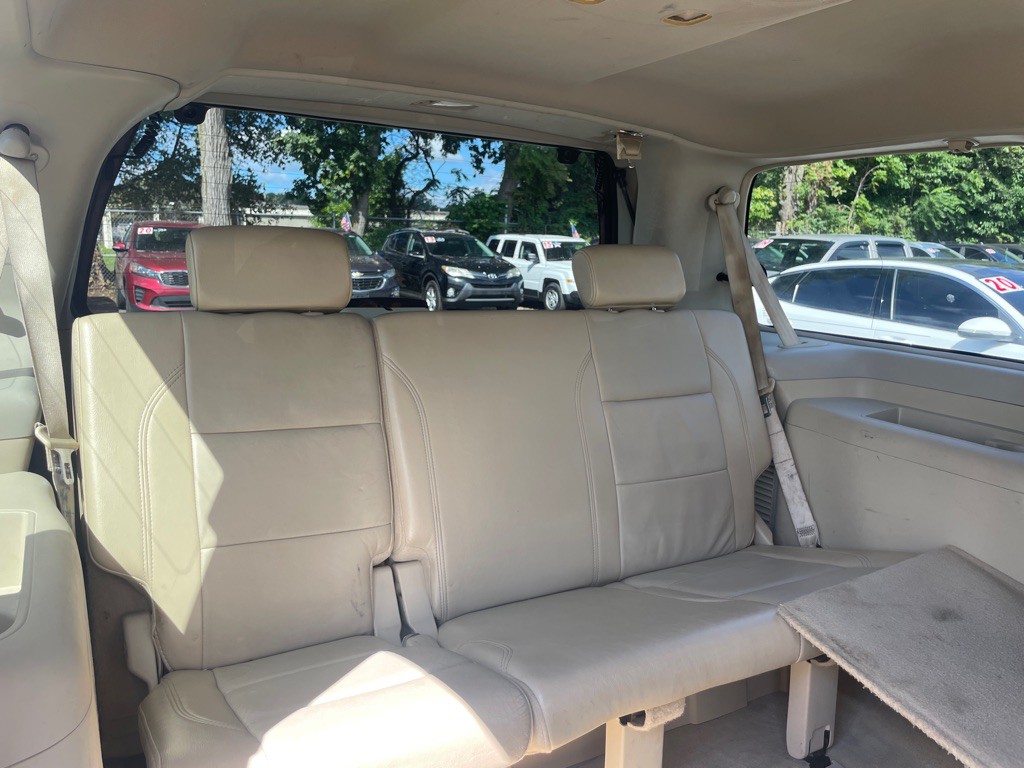 2008 INFINITI QX56 Image 14