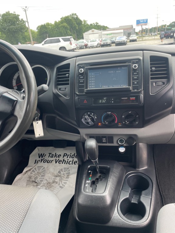2014 Toyota Tacoma Image 11
