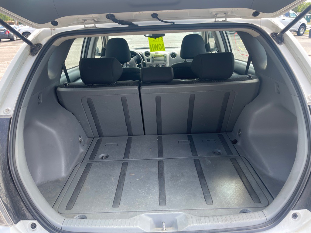 2010 Pontiac Vibe Image 14