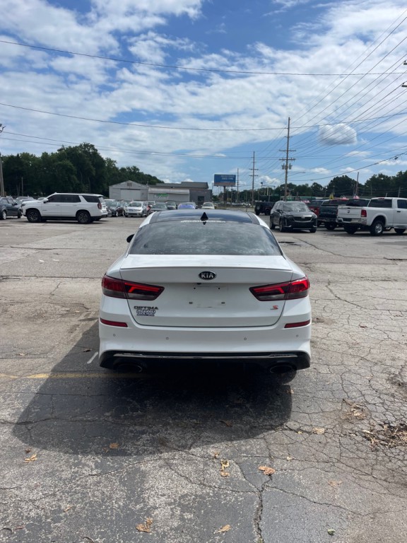 2020 Kia Optima Image 6