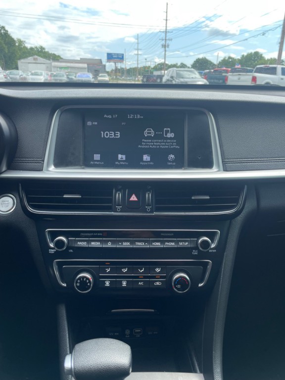 2020 Kia Optima Image 15