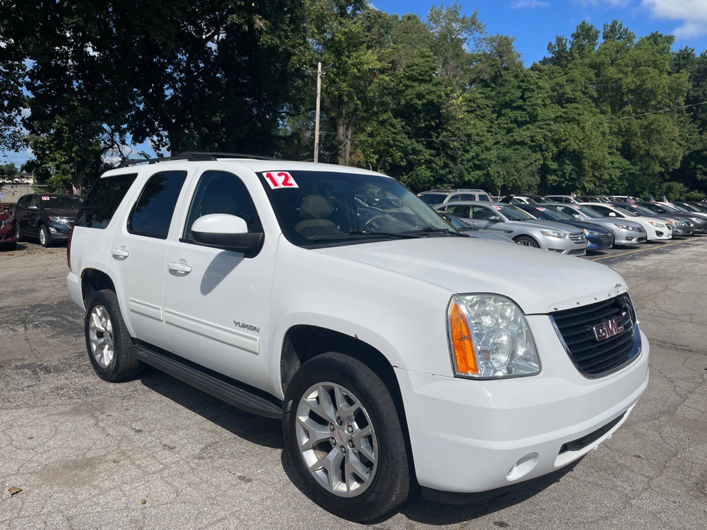 2012 GMC Yukon Image 3