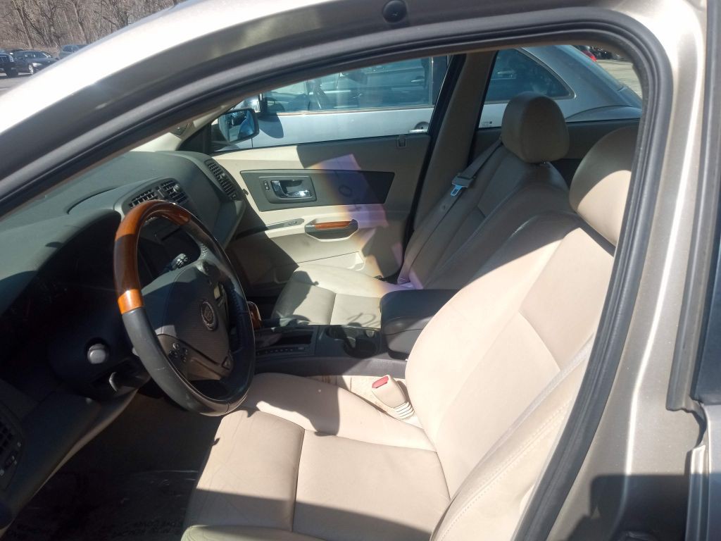 2003 Cadillac CTS Image 5