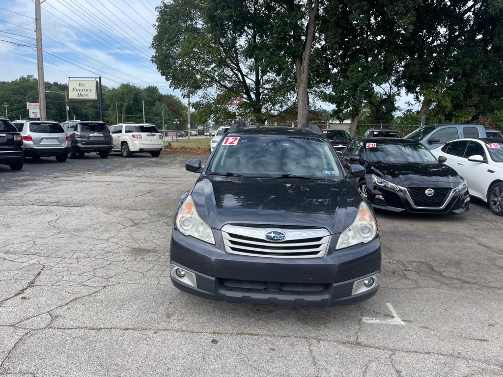 2012 Subaru Outback Image 2