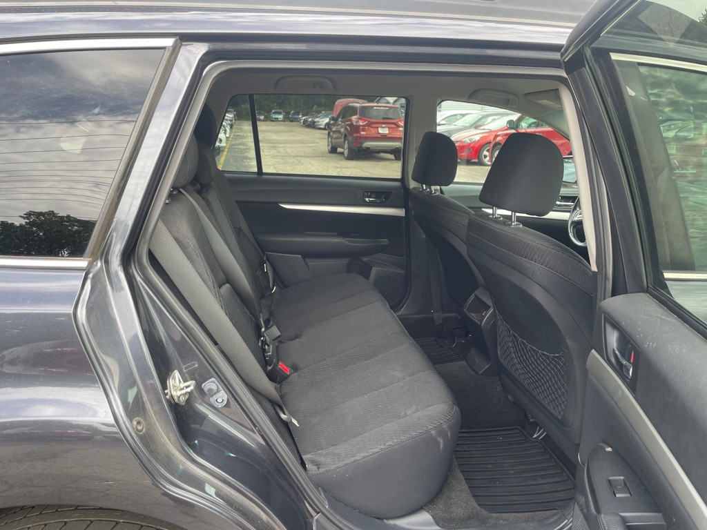 2012 Subaru Outback Image 12