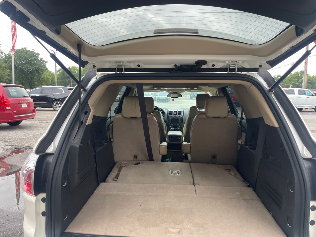 2012 GMC Acadia Image 10