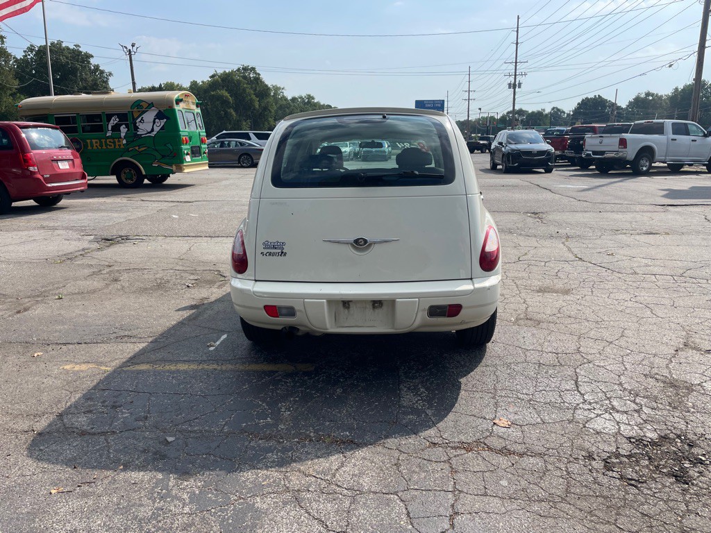 2008 Chrysler PT Cruiser Image 5