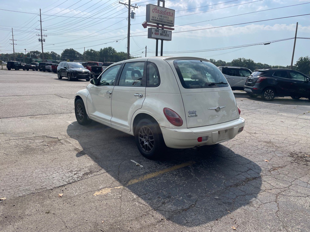 2008 Chrysler PT Cruiser Image 6