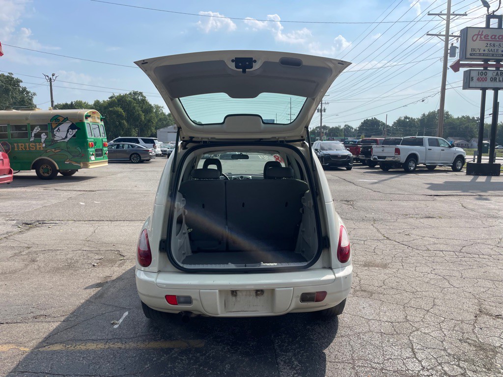 2008 Chrysler PT Cruiser Image 12