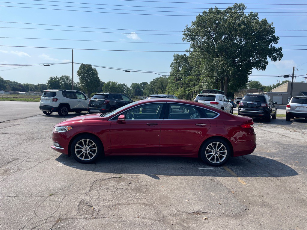 2017 Ford Fusion Image 8