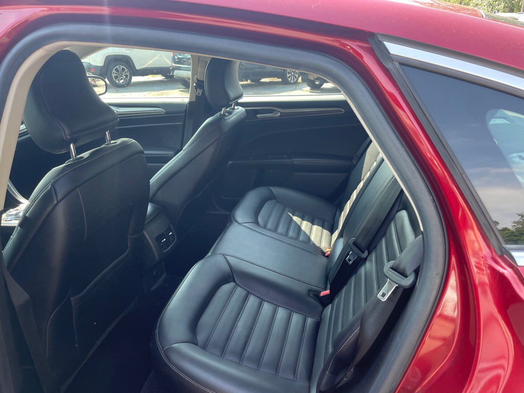 2017 Ford Fusion Image 11