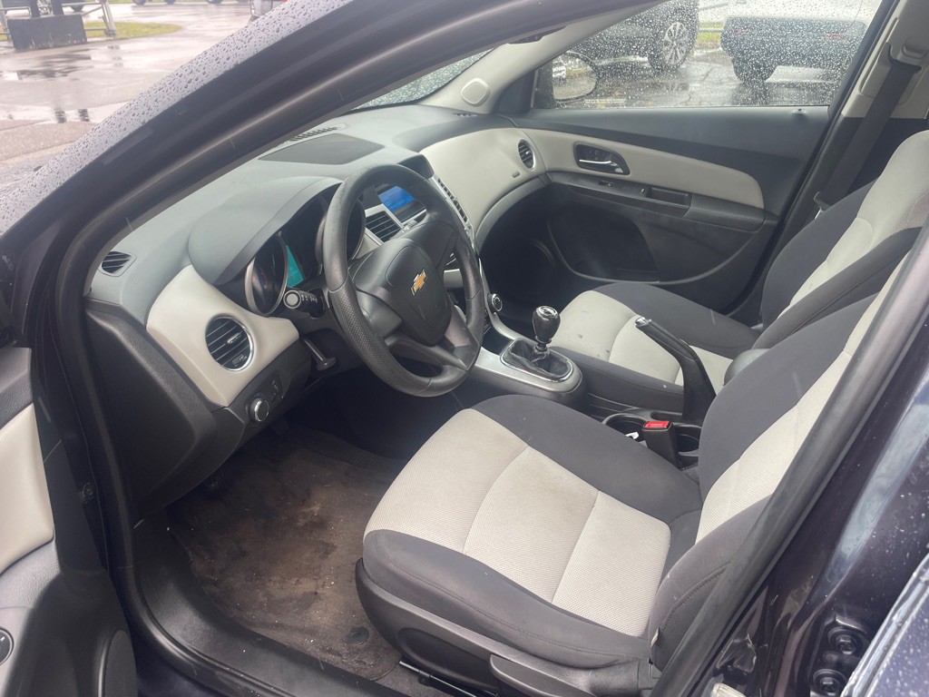 2016 Chevrolet Cruze Image 9
