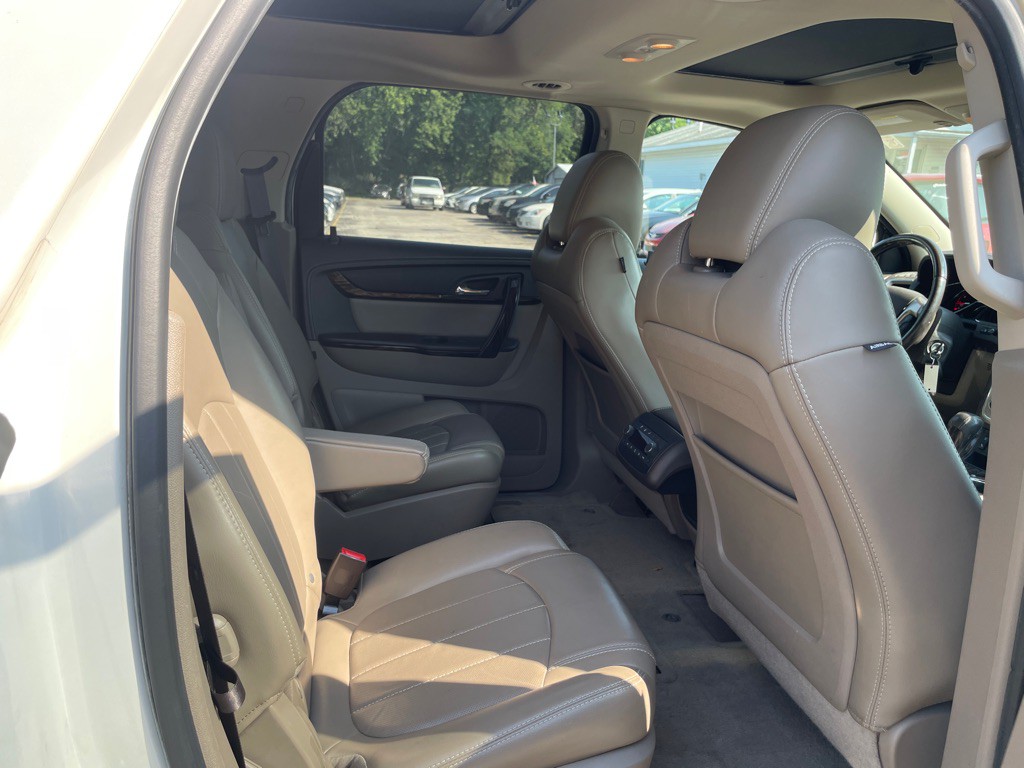 2015 GMC Acadia Image 13