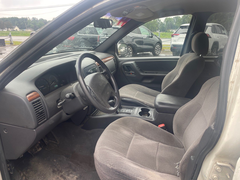 1999 Jeep Grand Cherokee Image 9