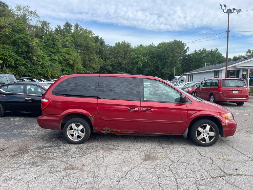 2005 Dodge Grand Caravan Image 4