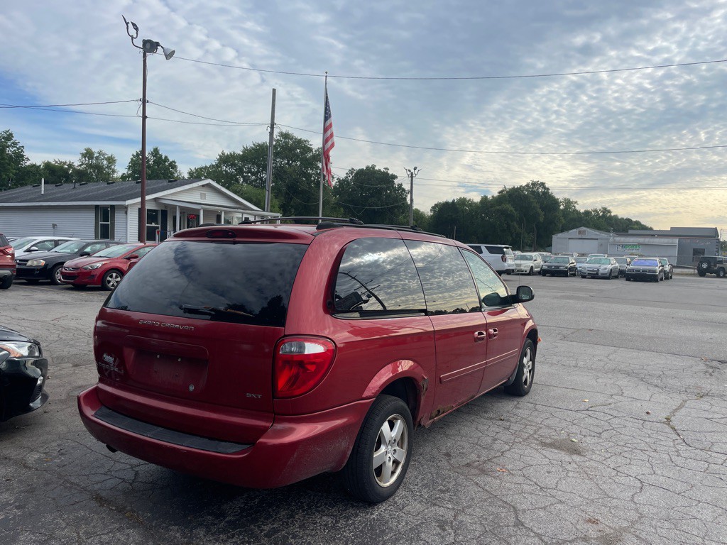 2005 Dodge Grand Caravan Image 5