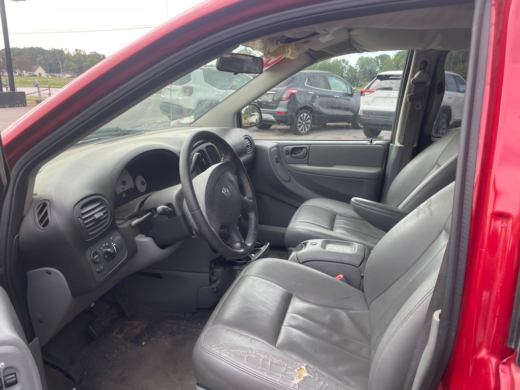 2005 Dodge Grand Caravan Image 8