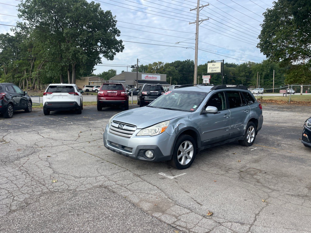 2013 Subaru Outback Image 1