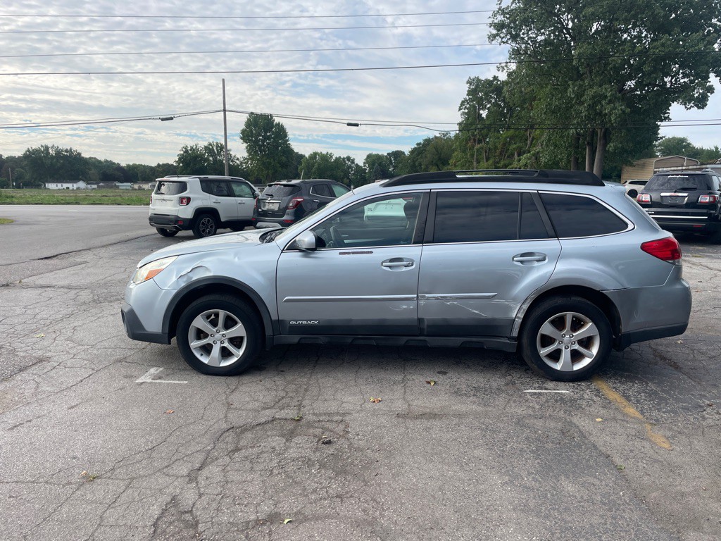 2013 Subaru Outback Image 7