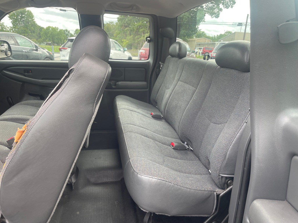 2005 Chevrolet Silverado 1500 Image 10